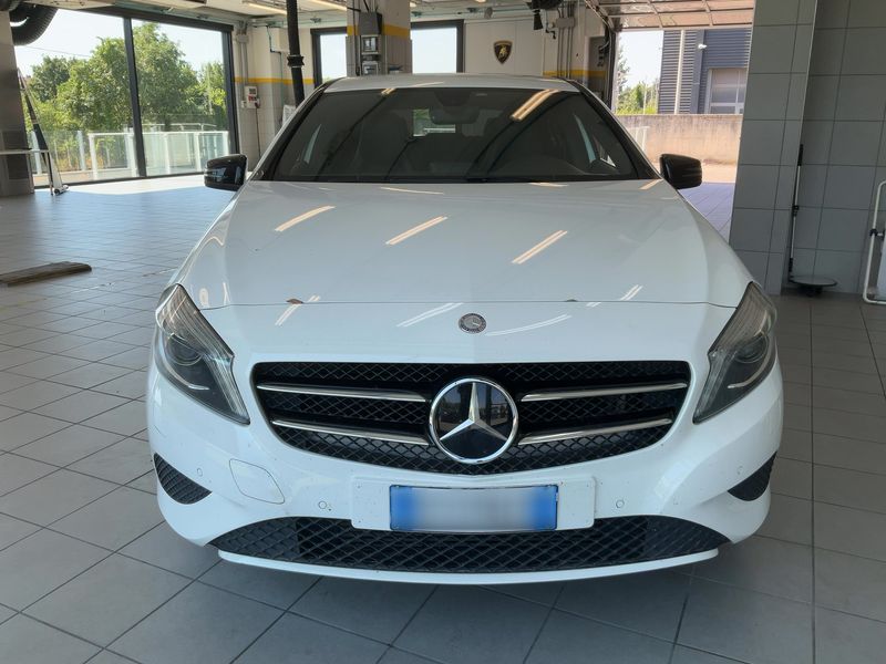 Mercedes-Benz A-Klasse A 180 CDI BlueEfficiency Urban — zdjęcie 9