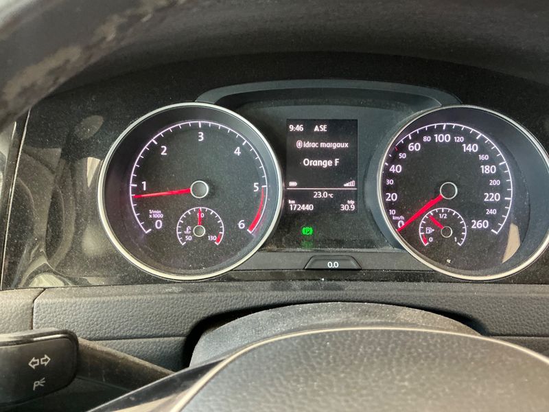 Volkswagen Golf VII 1.6 TDI Allstar BlueMotion Tech 2016 – снимка 18