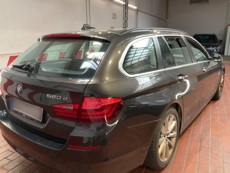 BMW 5er 520d 2015 – снимка 8