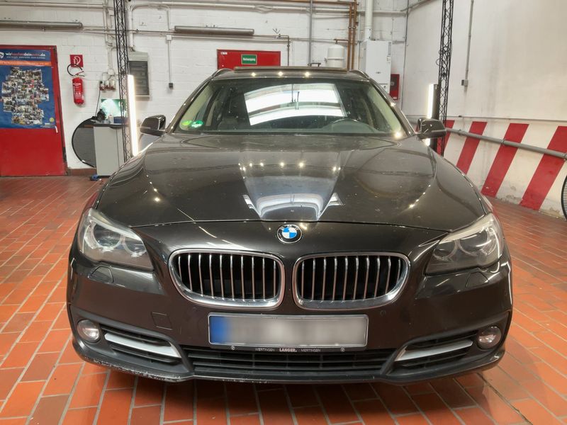 BMW 5er 520d 2015 – снимка 14