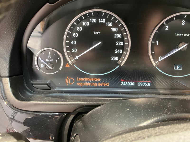 BMW 5er 520d 2015 – снимка 25