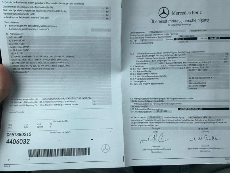 Mercedes-Benz GLA-Klasse GLA 180 Mild-Hybrid — zdjęcie 16