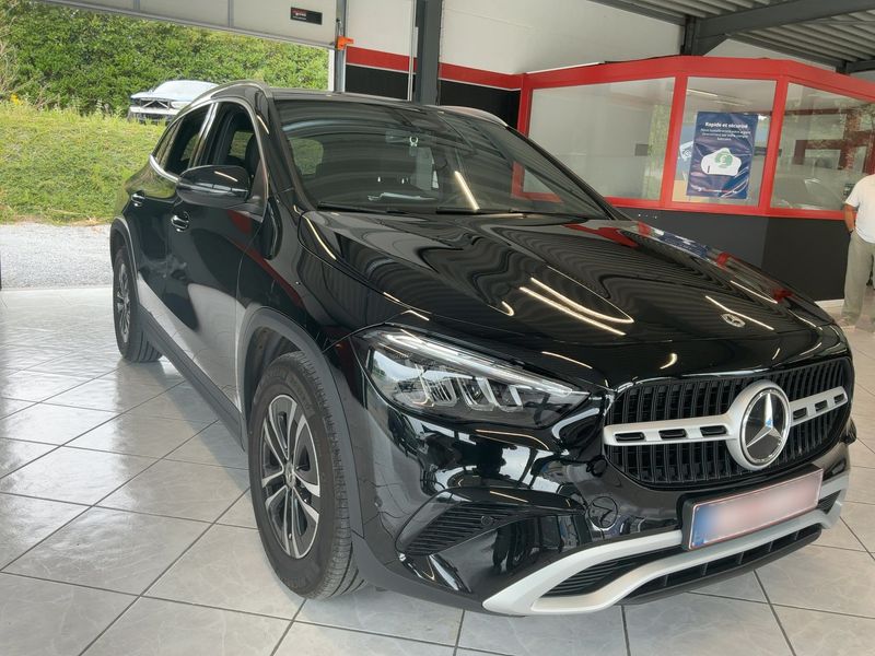 Mercedes-Benz GLA-Klasse GLA 180 Mild-Hybrid — zdjęcie 8