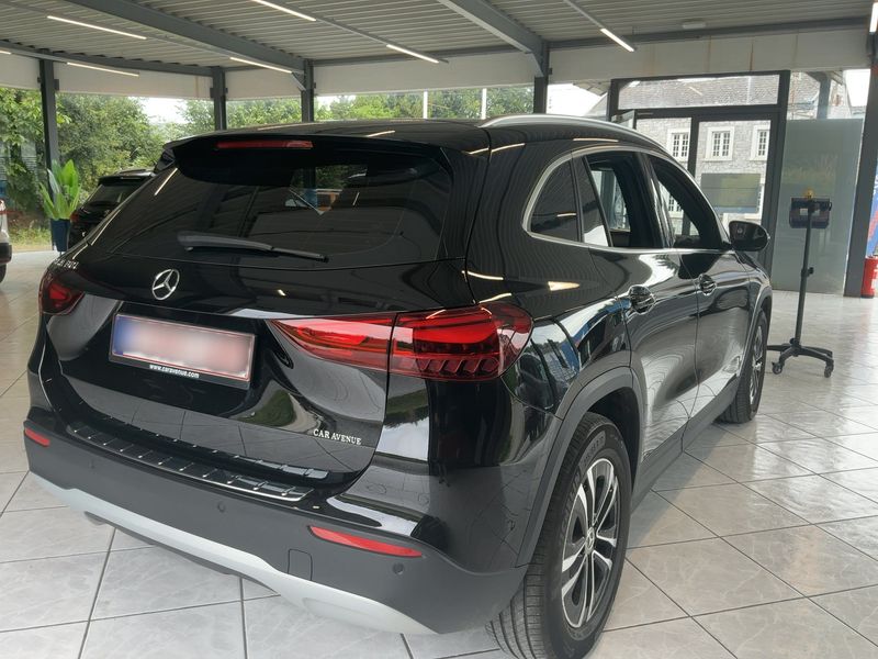 Mercedes-Benz GLA-Klasse GLA 180 Mild-Hybrid — zdjęcie 6