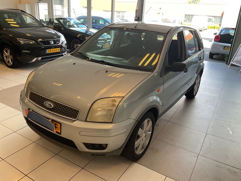 Ford Fusion 1.6 Plus