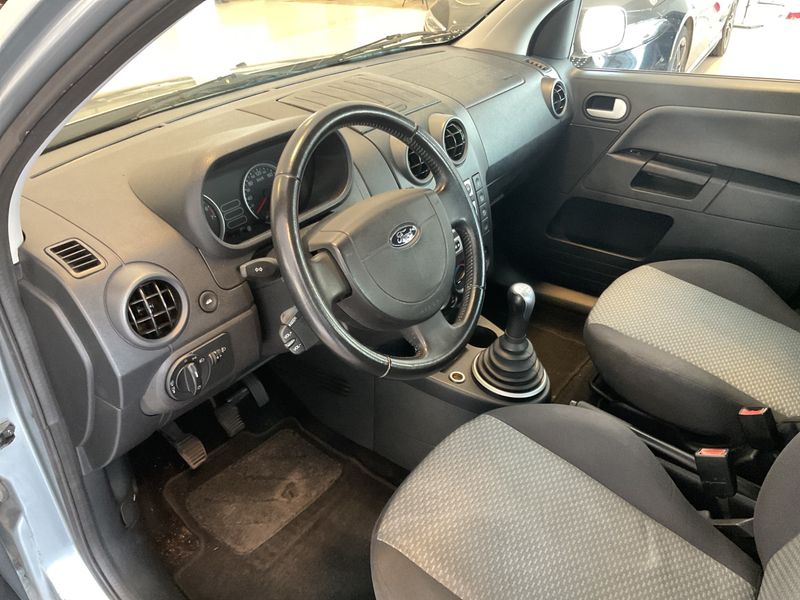 Ford Fusion 1.6 Plus — zdjęcie 3