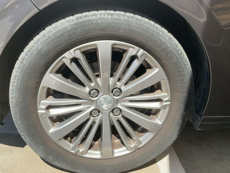 Peugeot 208 1.2 PureTech Style 2018 – снимка 3