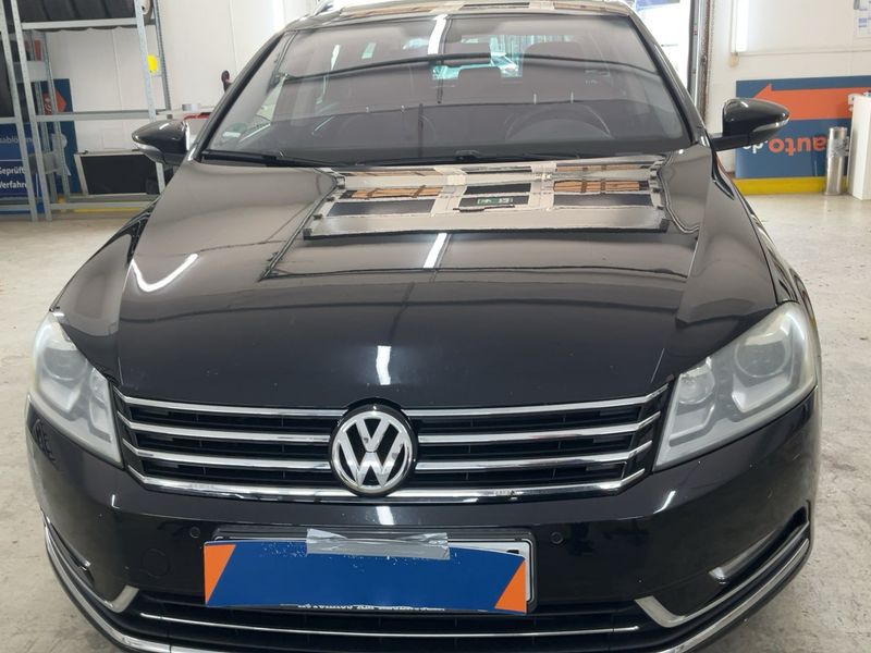 Volkswagen Passat 2.0 TDI Highline BlueMotion Tech — zdjęcie 9