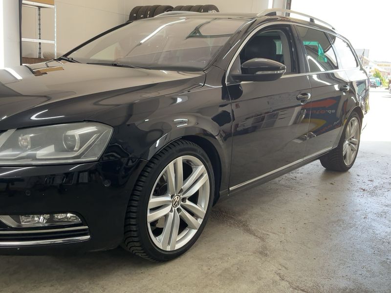 Volkswagen Passat 2.0 TDI Highline BlueMotion Tech — zdjęcie 2