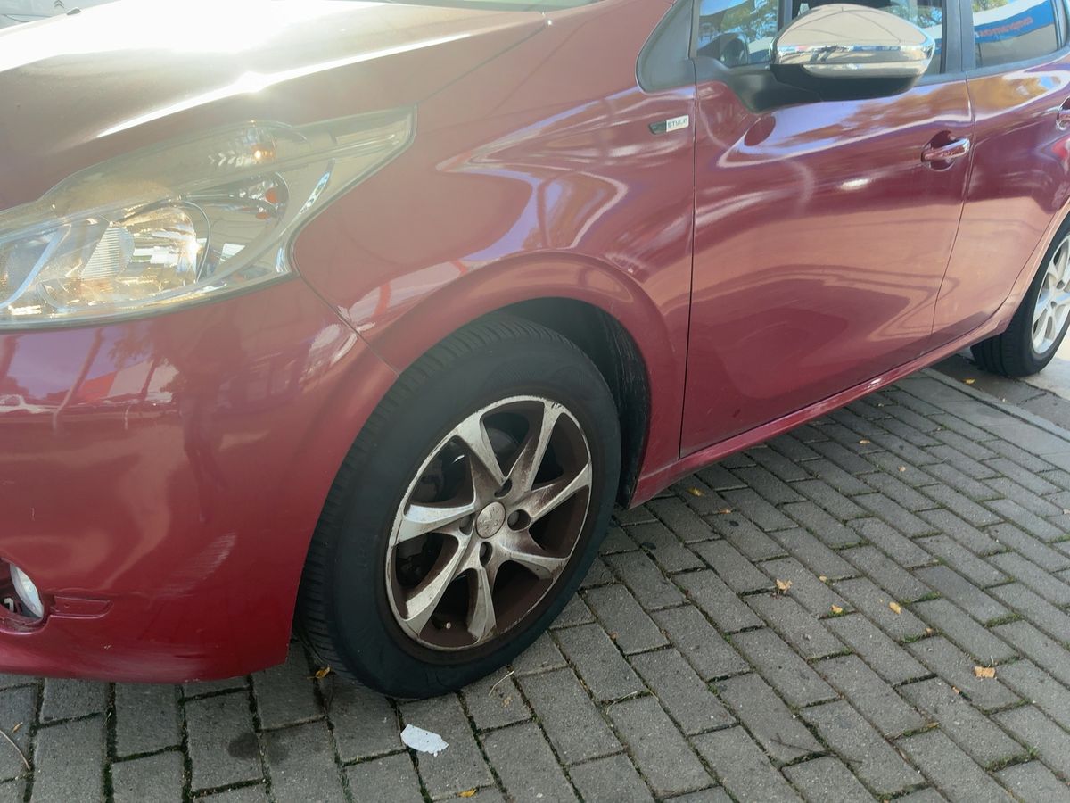 Peugeot 208 1.2 e-VTi Style