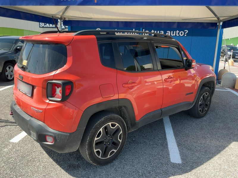 Jeep Renegade 2.0 M-Jet Trailhawk 4WD — zdjęcie 6
