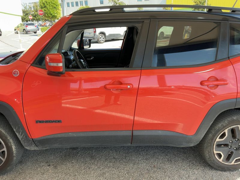 Jeep Renegade 2.0 M-Jet Trailhawk 4WD — zdjęcie 4