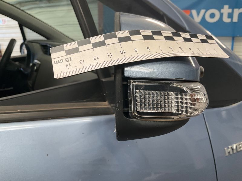 Toyota Yaris 1.5 Hybrid Attitude 2015 – снимка 24