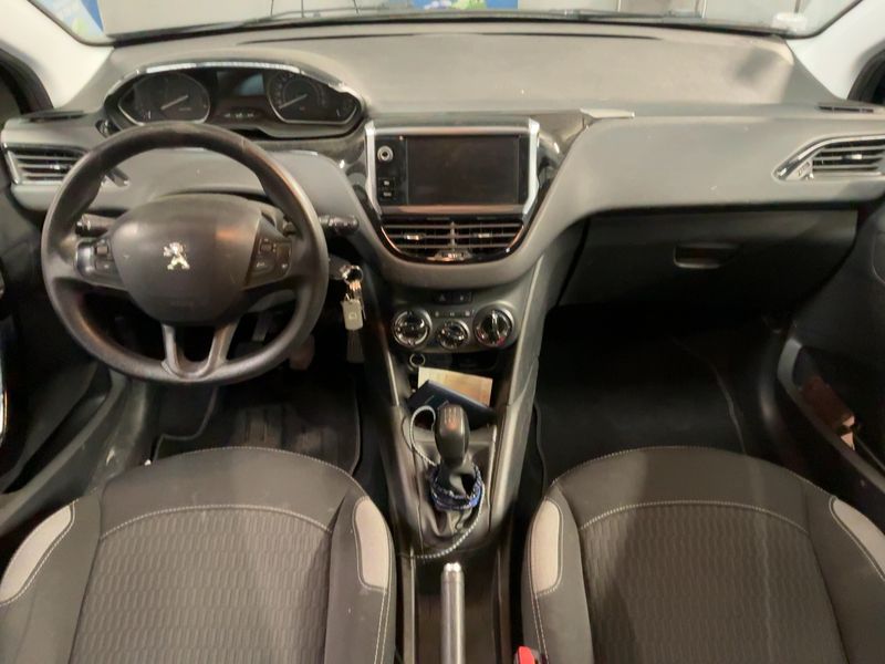 Peugeot 208 1.6 Blue-HDi Active Auto Ecole 2016 – снимка 17