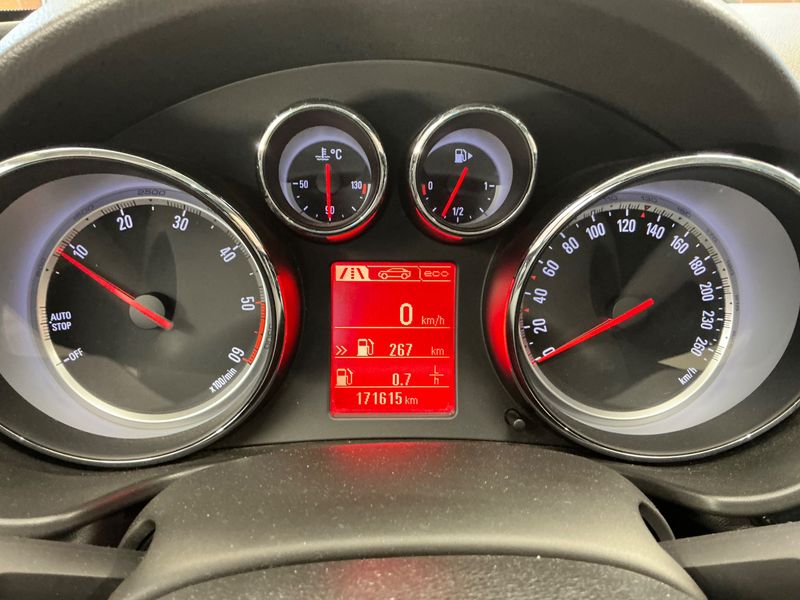 Opel Insignia 2.0 CDTI Biturbo 150 Jahre Opel — zdjęcie 4