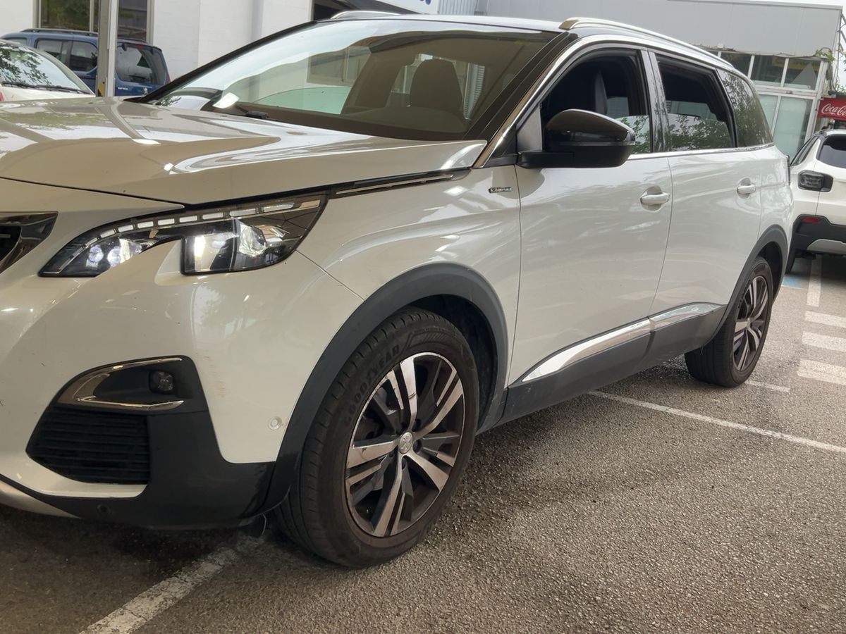 Peugeot 5008 d'occasion