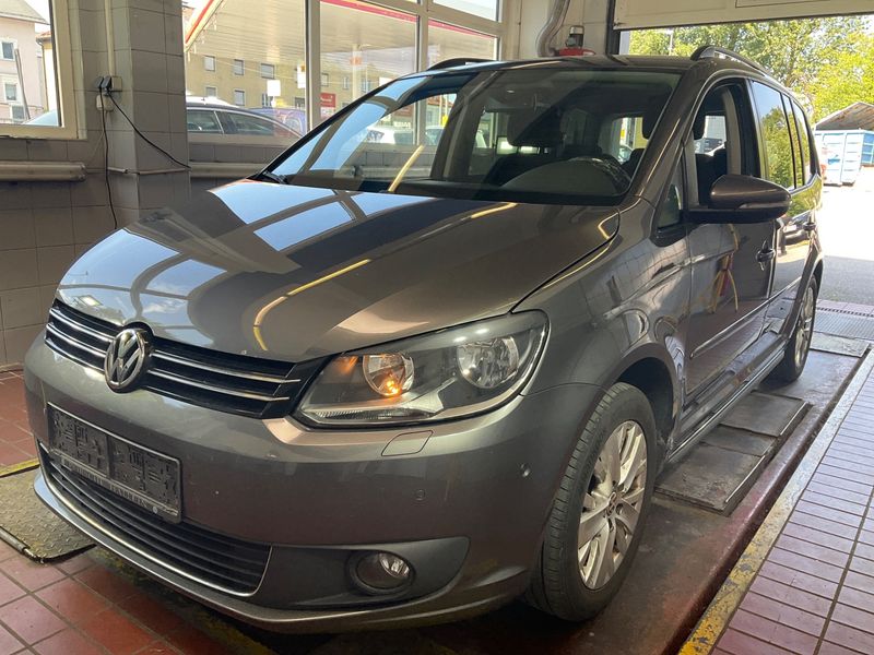 Touran 1.6 TDI 4Friends BlueMotion Tech