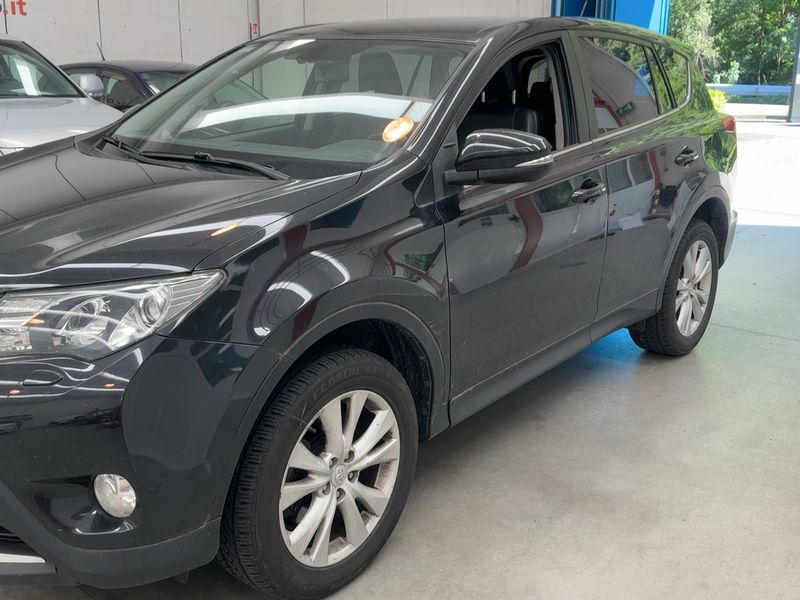 Toyota RAV 4 2.2 D-4D Style 2013 – снимка 2