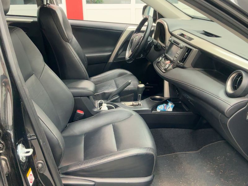 Toyota RAV 4 2.2 D-4D Style 2013 – снимка 16