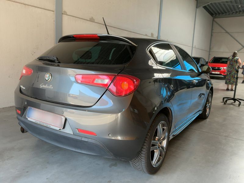 Alfa Romeo Giulietta 1.4 Turbo Turismo — zdjęcie 6