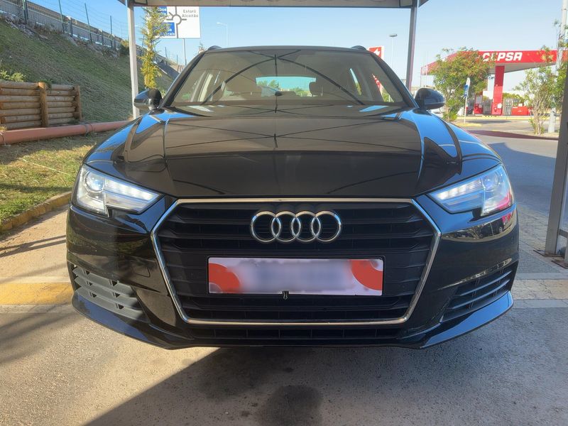 Audi A4 2.0 TDI — zdjęcie 9