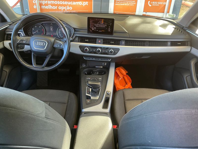 Audi A4 2.0 TDI — zdjęcie 12