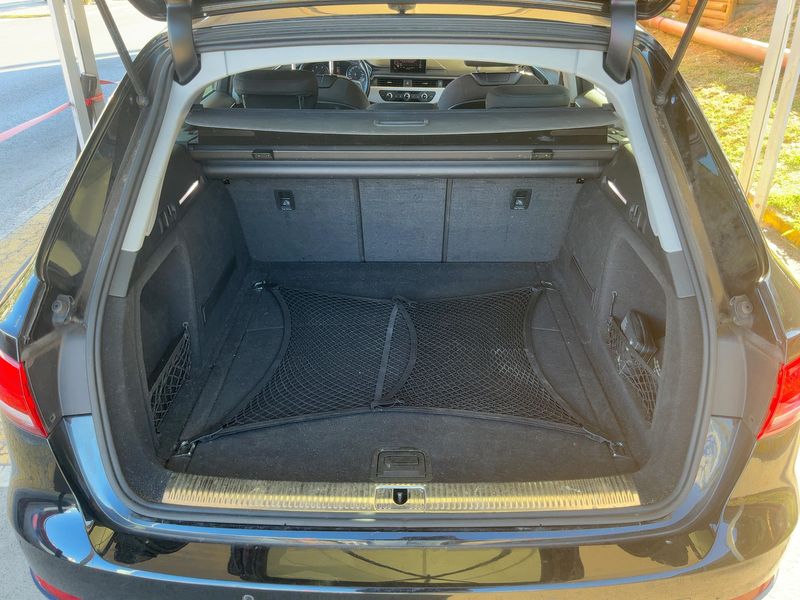 Audi A4 2.0 TDI — zdjęcie 10