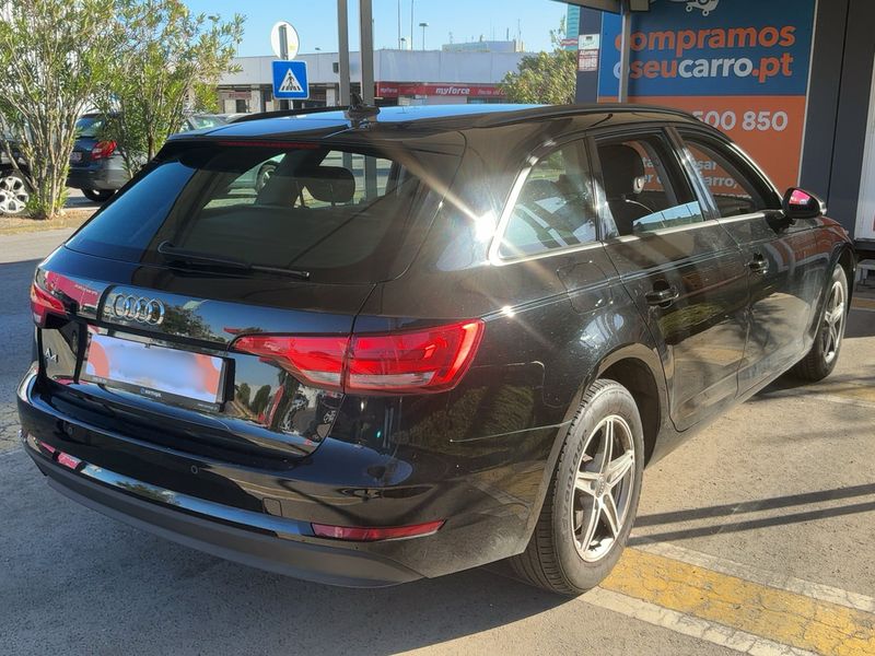 Audi A4 2.0 TDI — zdjęcie 6