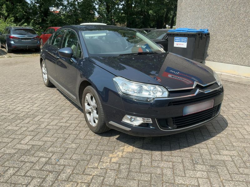 Citroen C5 2.2 HDi Exclusive — zdjęcie 8