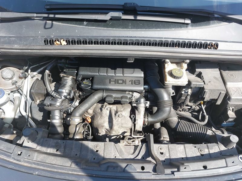 Peugeot 3008 1.6 HDi Business Pack 2010 – снимка 8
