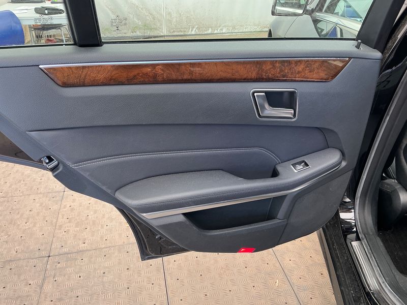 Mercedes-Benz E-Klasse E 220 CDI T 4Matic BlueTEC Elegance 2016 – снимка 28