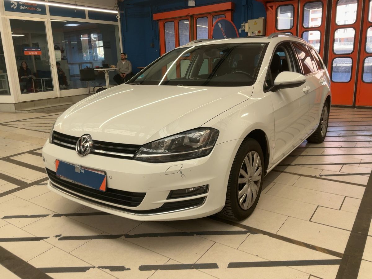 Volkswagen Golf 2016 — photo 1