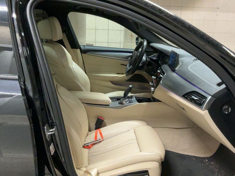 BMW 5er 540i xDrive M Sport 2018 – снимка 16