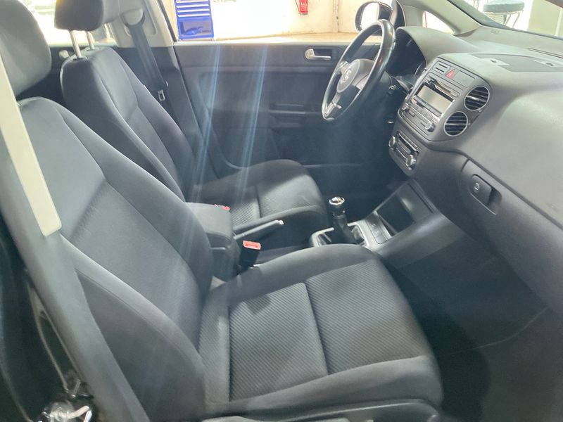 Volkswagen Golf VI Plus 1.6 TDI Trendline BlueMotion Tech — zdjęcie 3