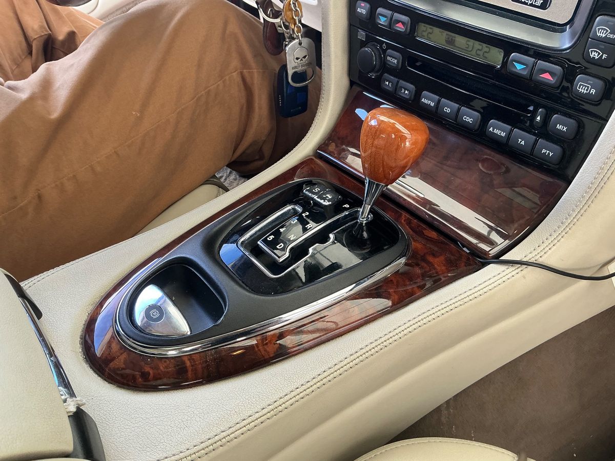 Jaguar XJ 2007 — photo 34