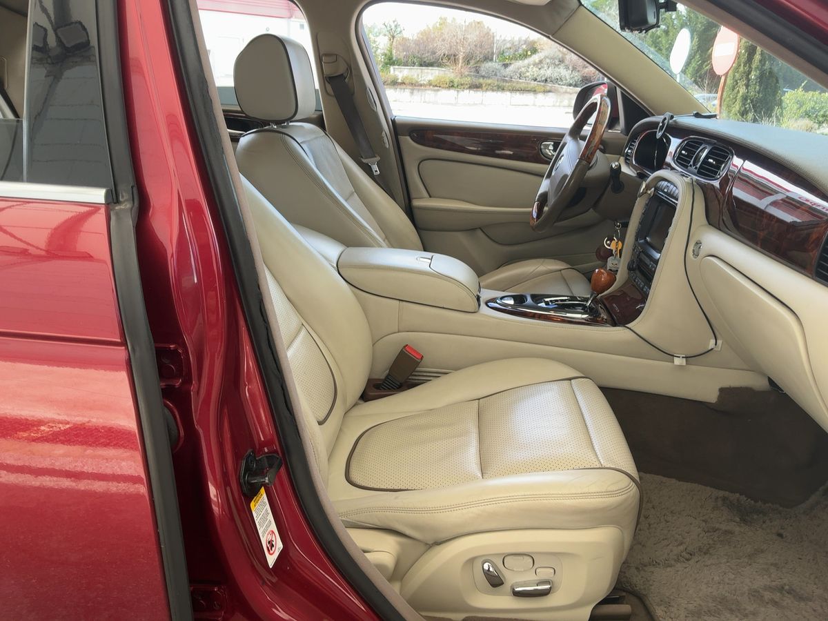 Jaguar XJ 2007 — photo 17