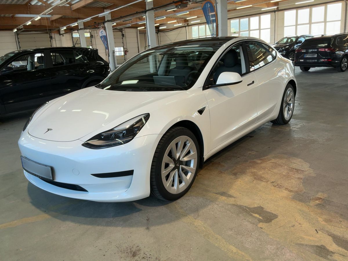 Tesla Model 2023