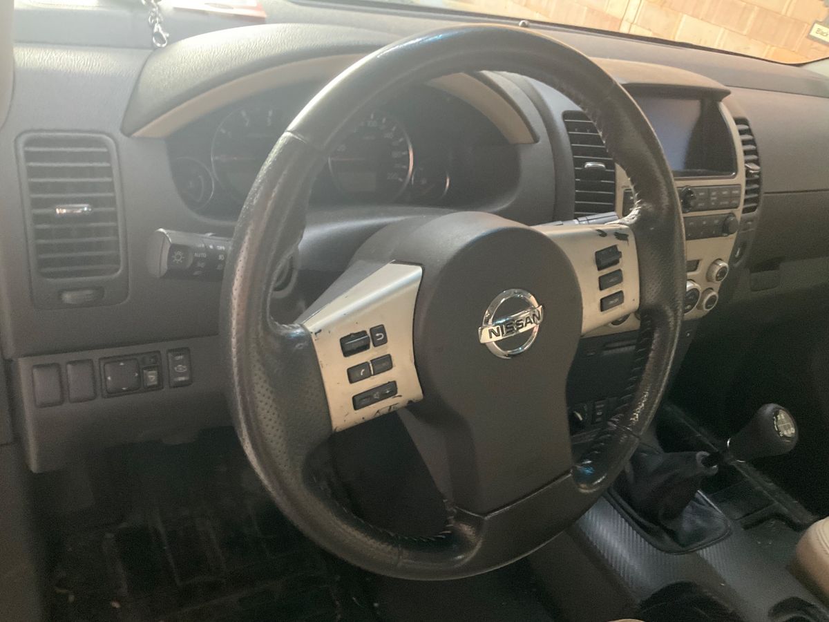 Nissan Pathfinder 2009 — photo 33