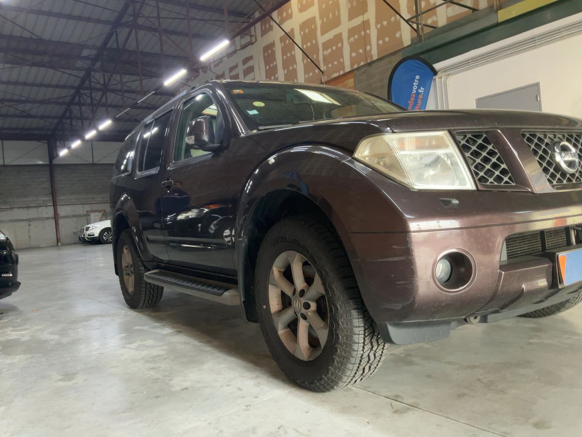 Nissan Pathfinder 2009 — photo 13