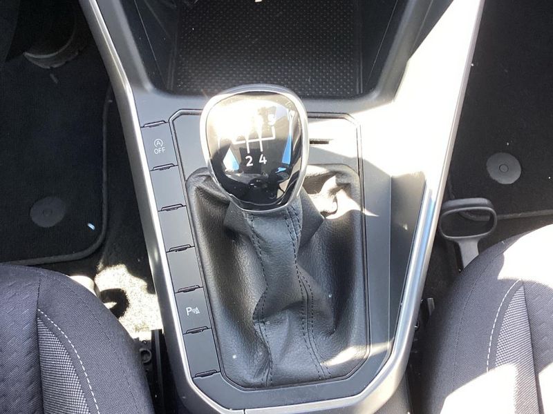 Volkswagen Taigo 1.0 TSI Life — zdjęcie 22