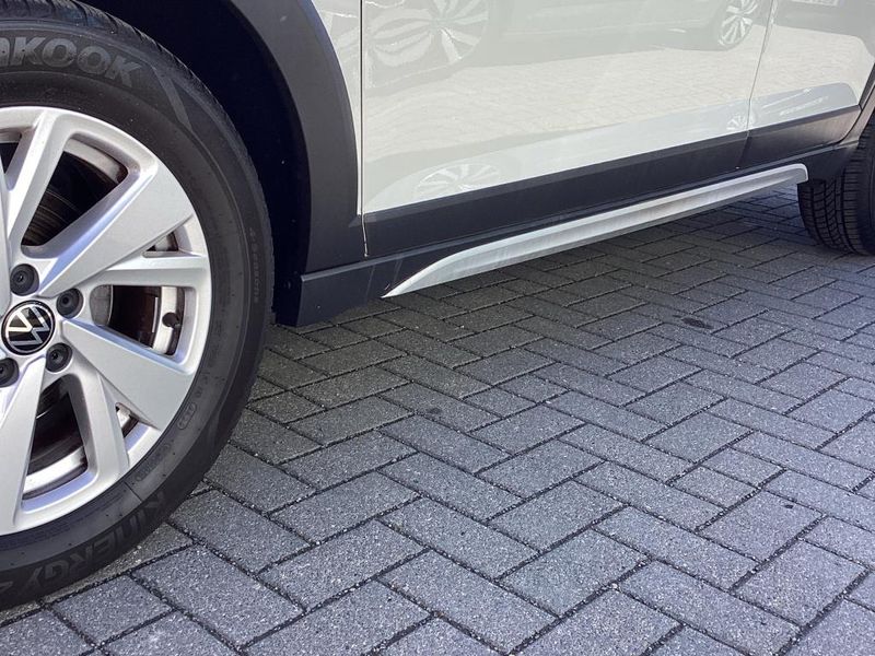 Volkswagen Taigo 1.0 TSI Life — zdjęcie 23