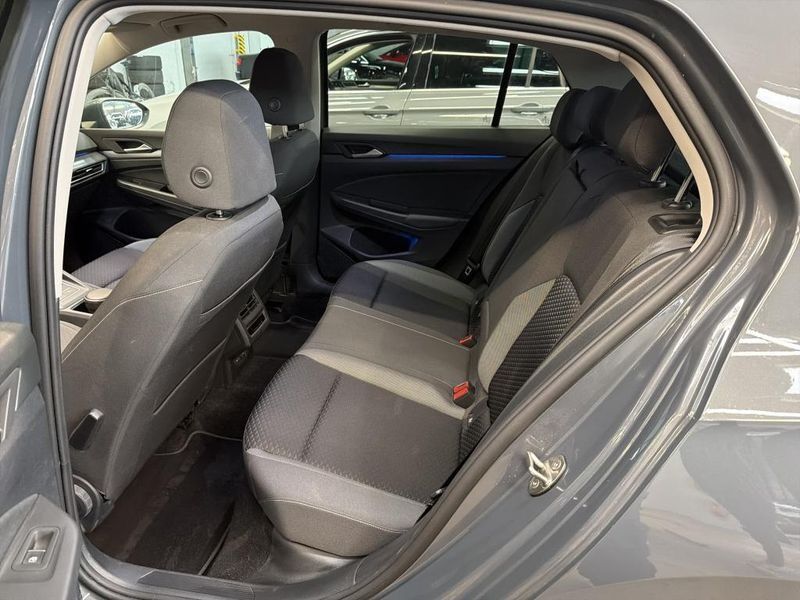 Volkswagen Golf VIII 1.5 TSI ACT Active — zdjęcie 12