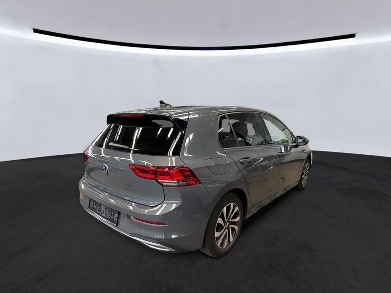Volkswagen Golf VIII 1.5 TSI ACT Active — zdjęcie 15