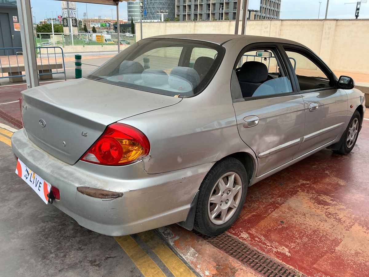 Kia Sephia 1.6 Básico