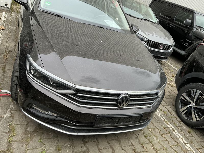 Volkswagen Passat 2.0 TDI Elegance 2019 – снимка 14