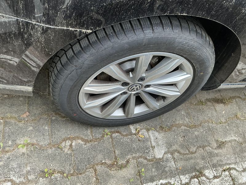 Volkswagen Passat 2.0 TDI Elegance 2019 – снимка 9