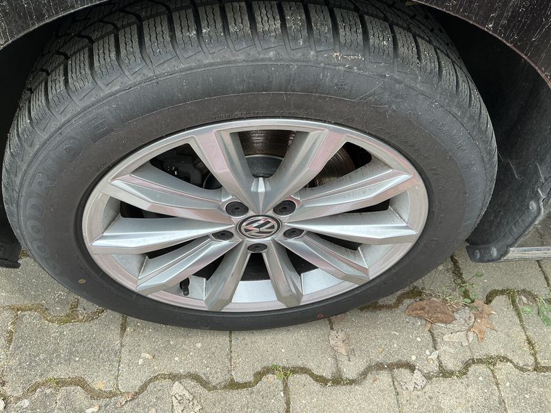 Volkswagen Passat 2.0 TDI Elegance 2019 – снимка 3