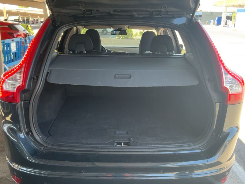 Volvo XC60 2.0 D3 Kinetic 2WD — zdjęcie 10