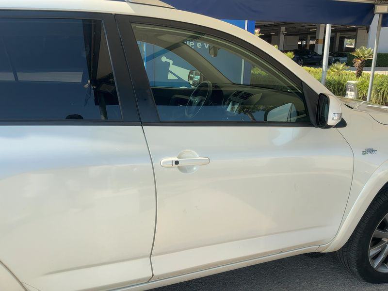 Toyota RAV 4 2.2 D-4D Crossover Exclusive 2012 – снимка 10