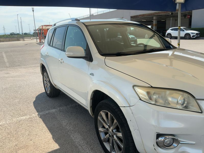 Toyota RAV 4 2.2 D-4D Crossover Exclusive 2012 – снимка 12